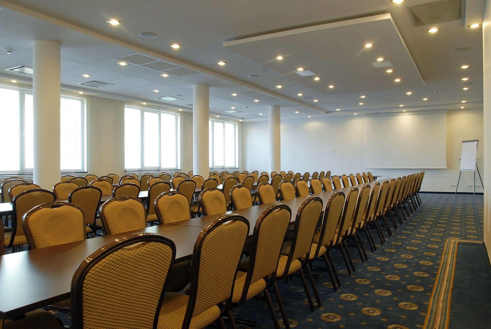 Ambasador Centrum Lodź Bagian luar foto
