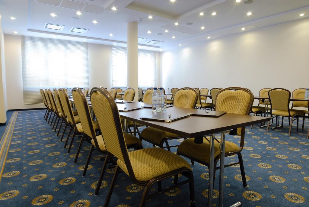 Ambasador Centrum Lodź Bagian luar foto